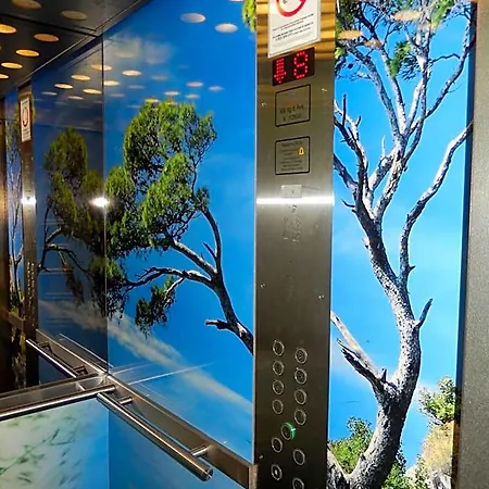 Ibis Budget Paris Porte D'italie Est Ле-Кримлен-Бисетр